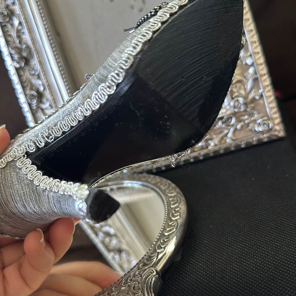 Vintage Silver Vanity Set Ornate Mirror, Brush, Trinket Box with Victorian Charm - Picture 10 of 16